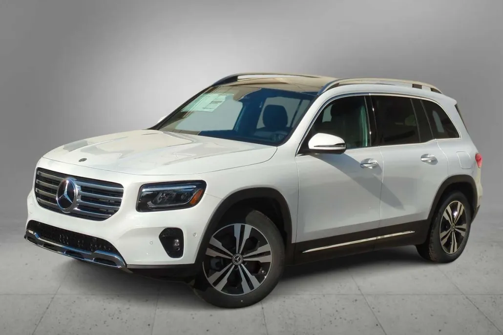 2025 Mercedes Benz GLB 250 4MATIC photo 1