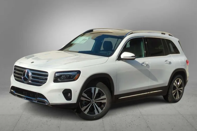 2025 Mercedes Benz GLB 250 4MATIC photo 1