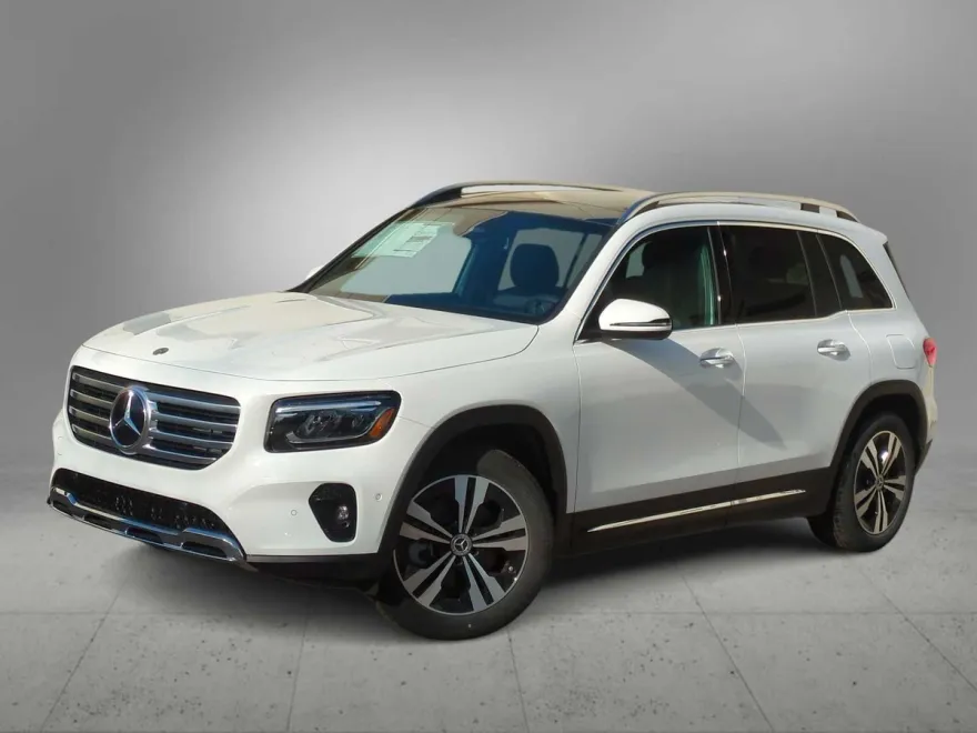 2025 Mercedes Benz GLB 250 4MATIC photo 1