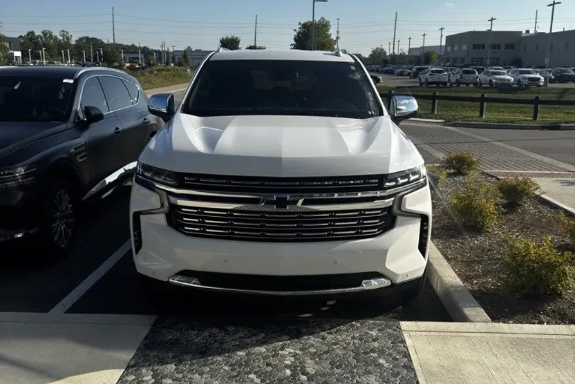 2023 Chevrolet Tahoe Premier photo 1