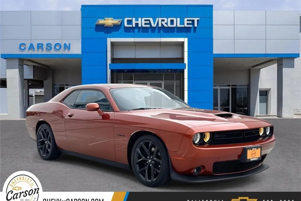 2020 Dodge Challenger R/T photo 1