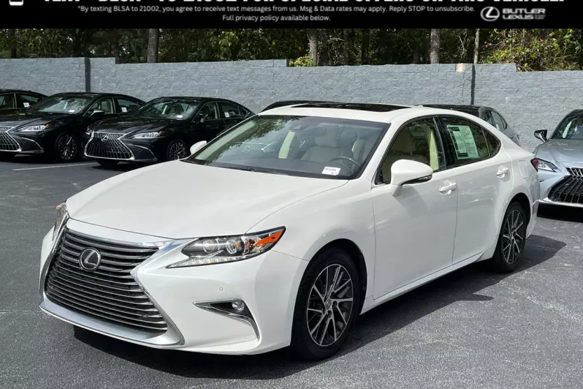 2016 Lexus ES 350 photo 1