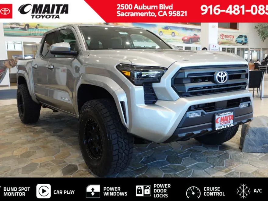 2025 Toyota Tacoma SR5 photo 1