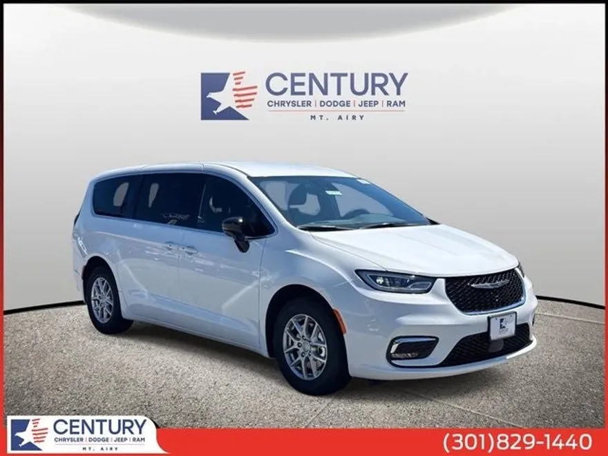 2026 Chrysler Pacifica photo 1
