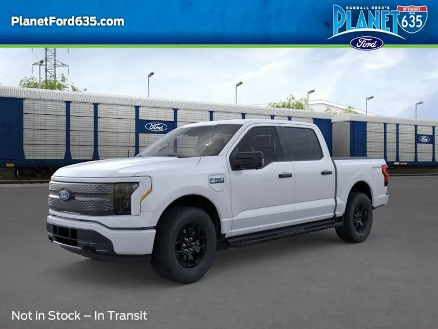 2025 Ford F-150 Lightning XLT photo 1