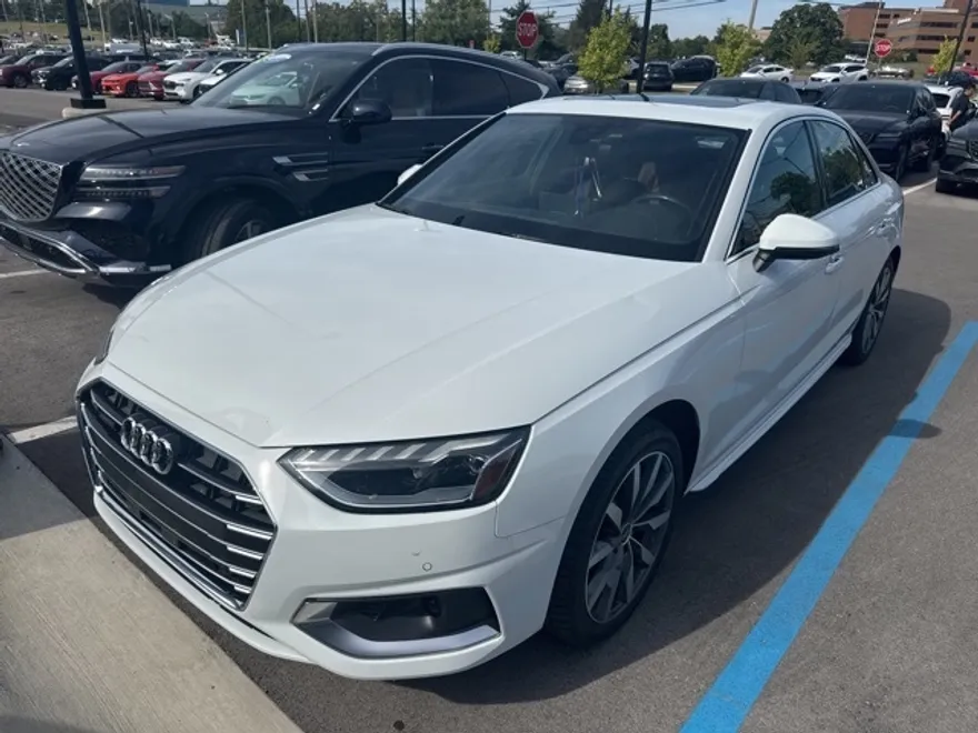 2021 Audi A4 40 Premium Plus Quattro photo 1