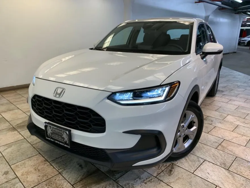 2023 Honda HR-V LX photo 1