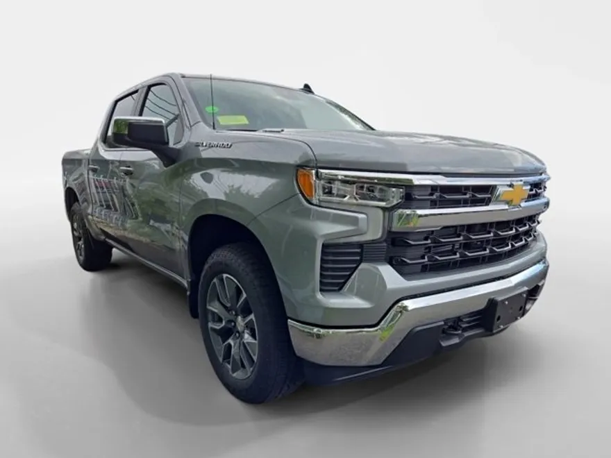 2026 Chevrolet Silverado 1500 LT photo 1