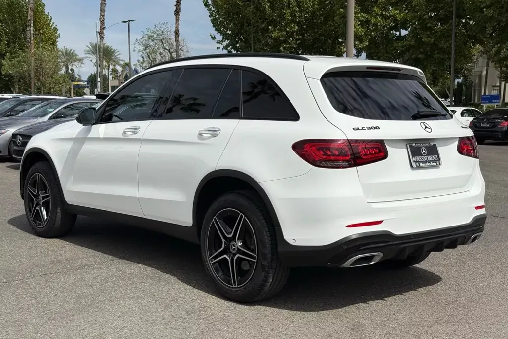 2022 Mercedes Benz GLC 300 4MATIC photo 1
