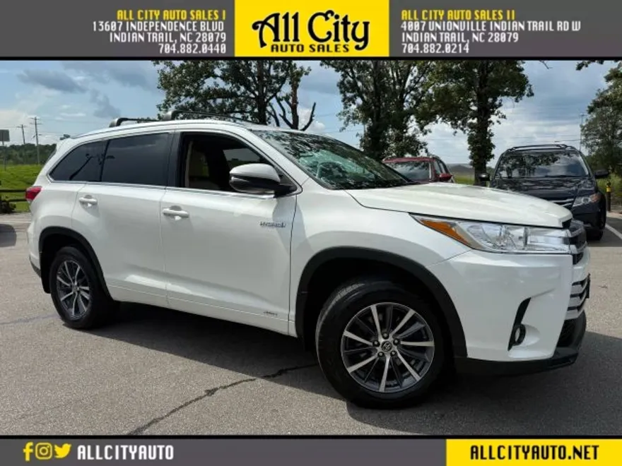 2017 Toyota Highlander Hybrid XLE Sport photo 1