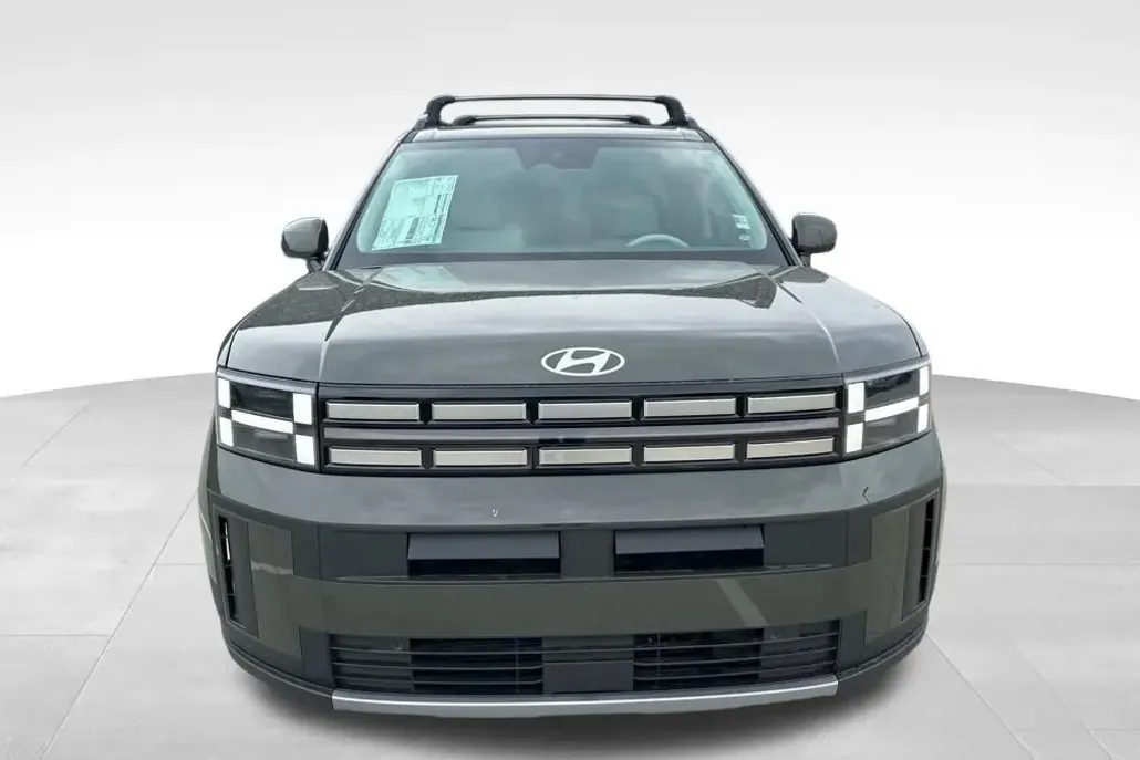 2026 Hyundai Santa Fe SEL photo 1