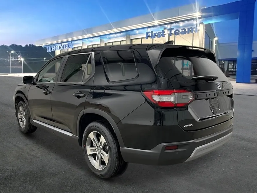 2025 Honda Pilot EX-L photo 1