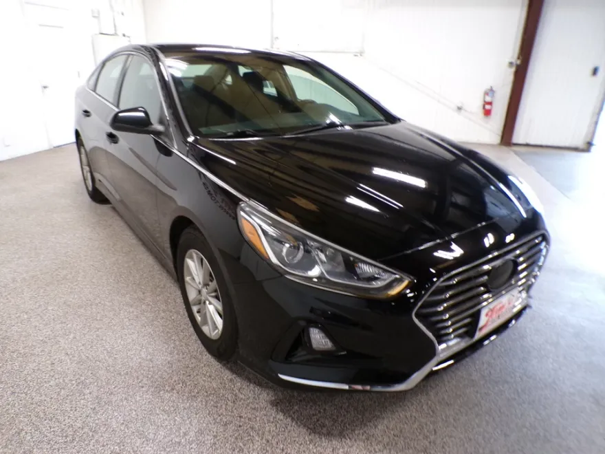 2019 Hyundai Sonata SE photo 1