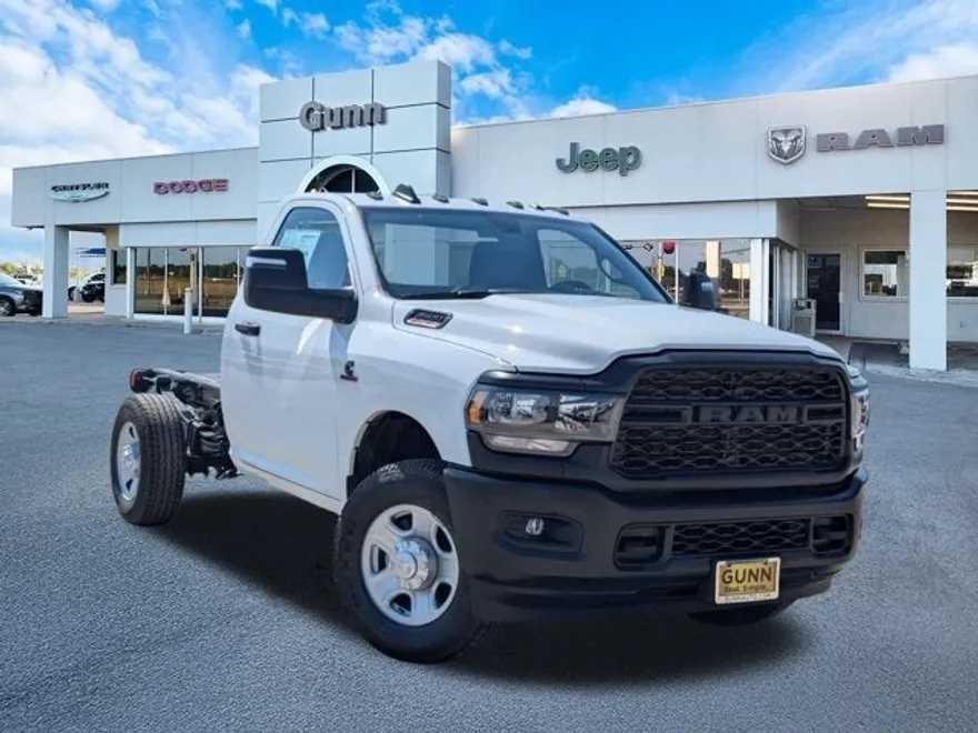 2024 Ram 3500 Tradesman photo 1