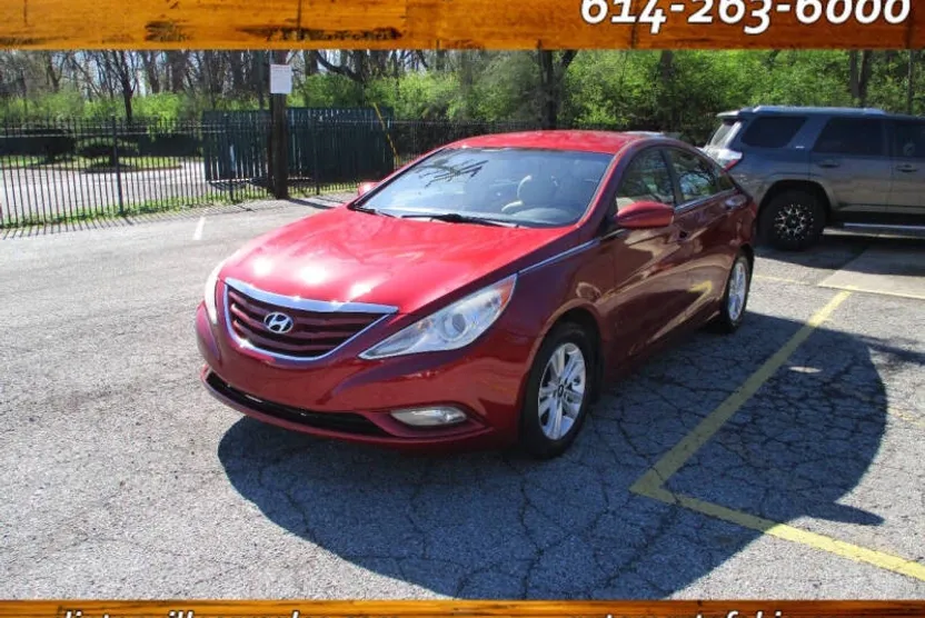 2013 Hyundai Sonata GLS photo 1