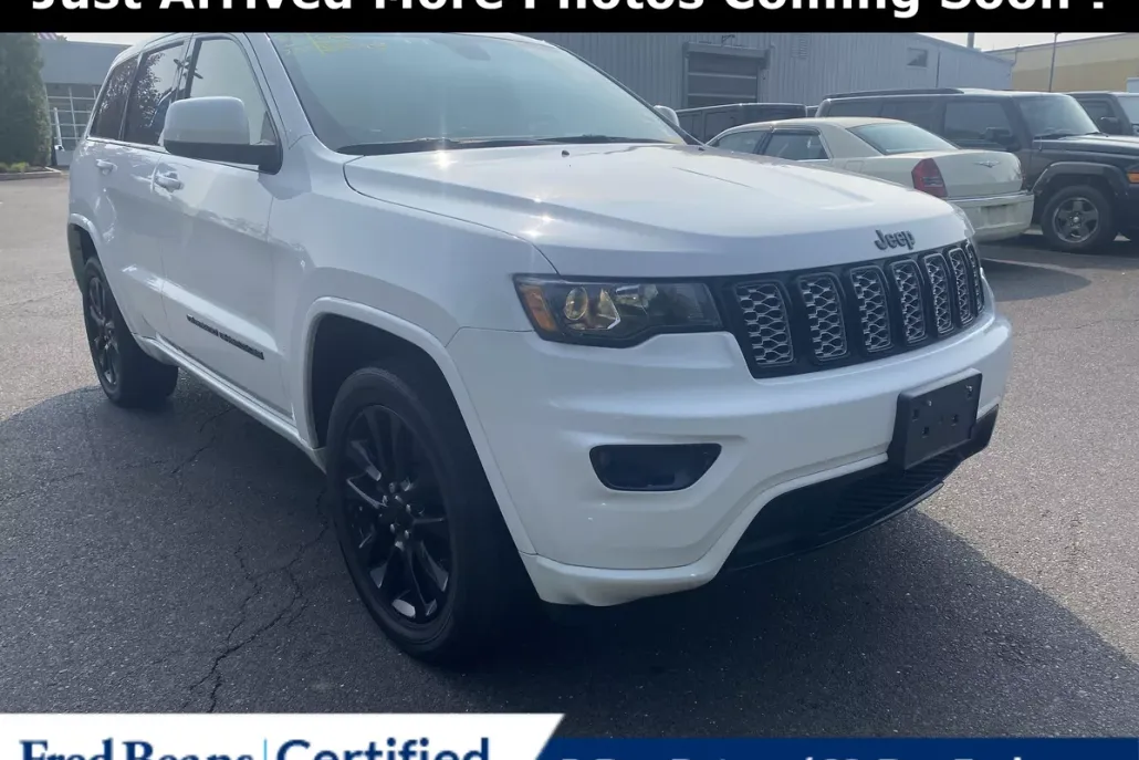 2022 Jeep Cherokee Laredo X photo 1