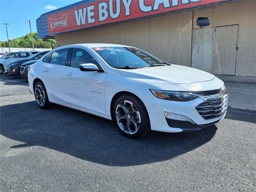 2023 Chevrolet Malibu 1LT photo 1