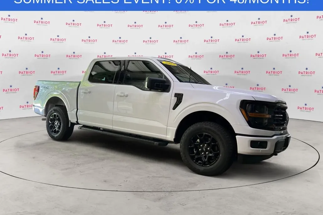 2025 Ford F-150 XLT photo 1