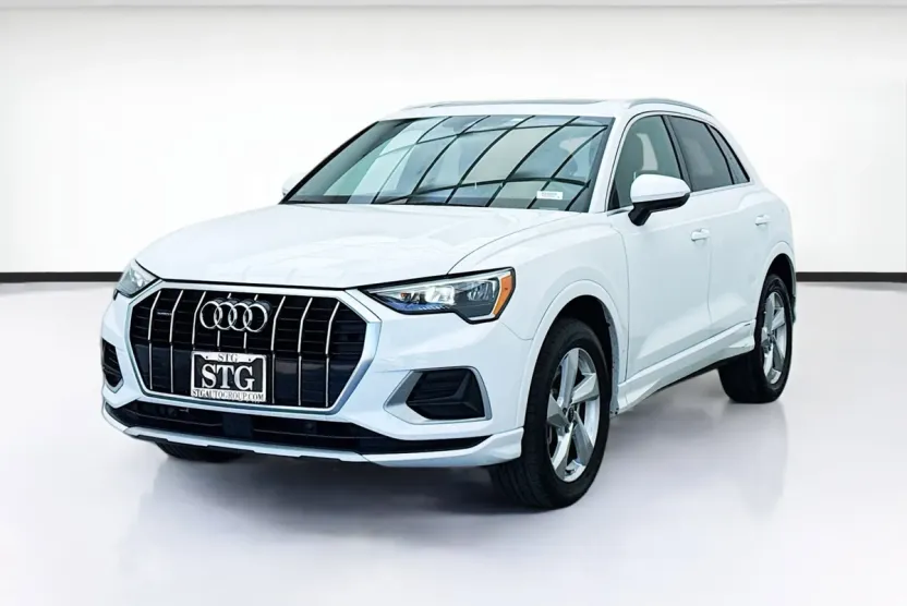 2021 Audi Q3 Premium photo 1