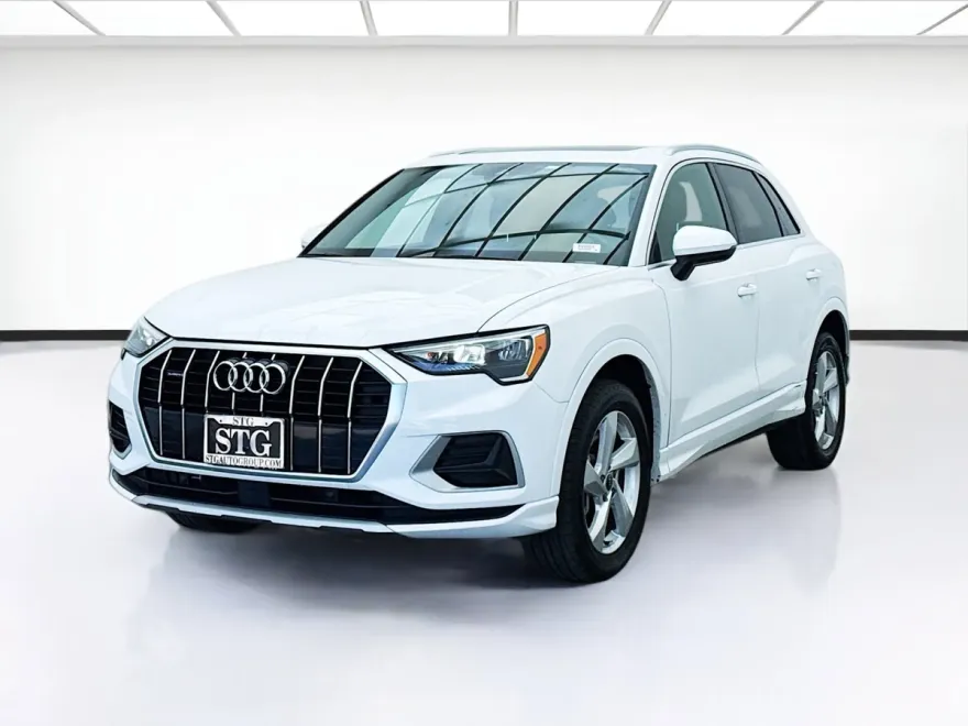 2021 Audi Q3 Premium photo 1