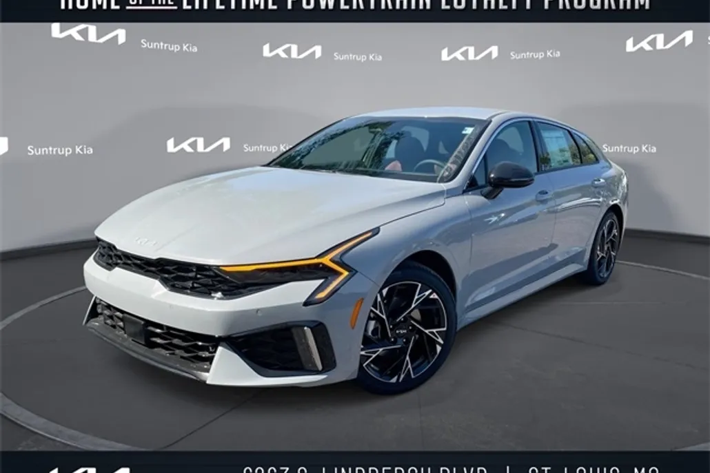 2026 Kia K5 GT-Line photo 1
