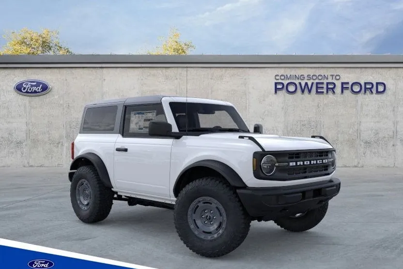 2025 Ford Bronco Base photo 1