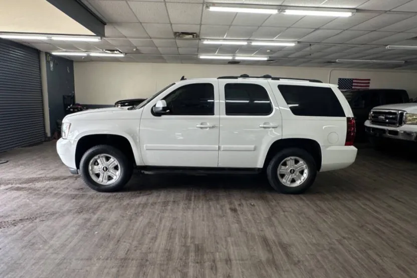 2009 Chevrolet Tahoe LT photo 1