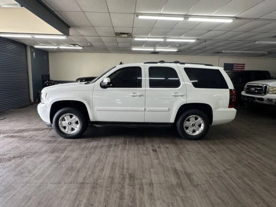 2009 Chevrolet Tahoe LT photo 1
