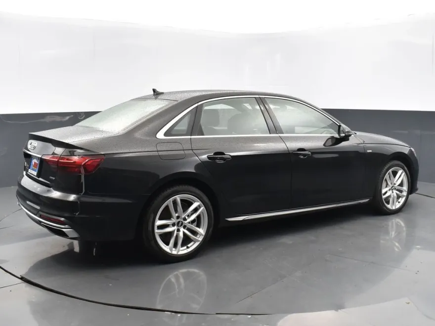 2020 Audi A4 45 Premium Plus Quattro photo 1