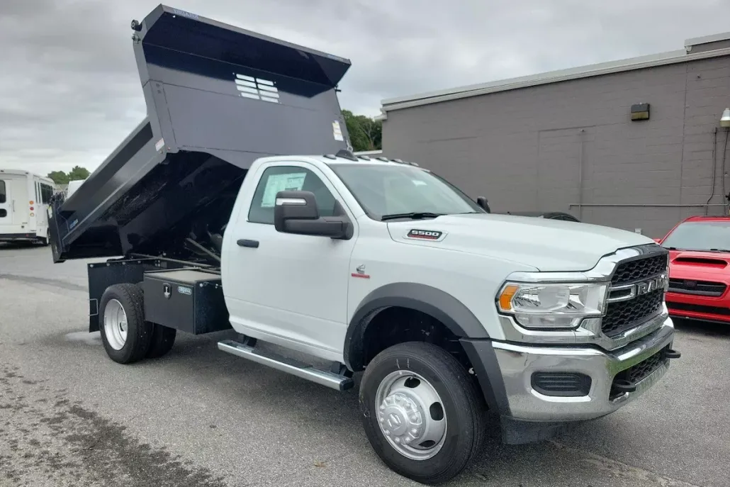 2024 Ram 5500 Tradesman photo 1