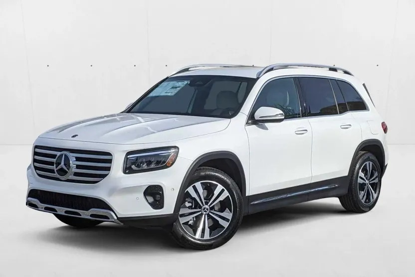 2025 Mercedes Benz GLB 250 4MATIC photo 1