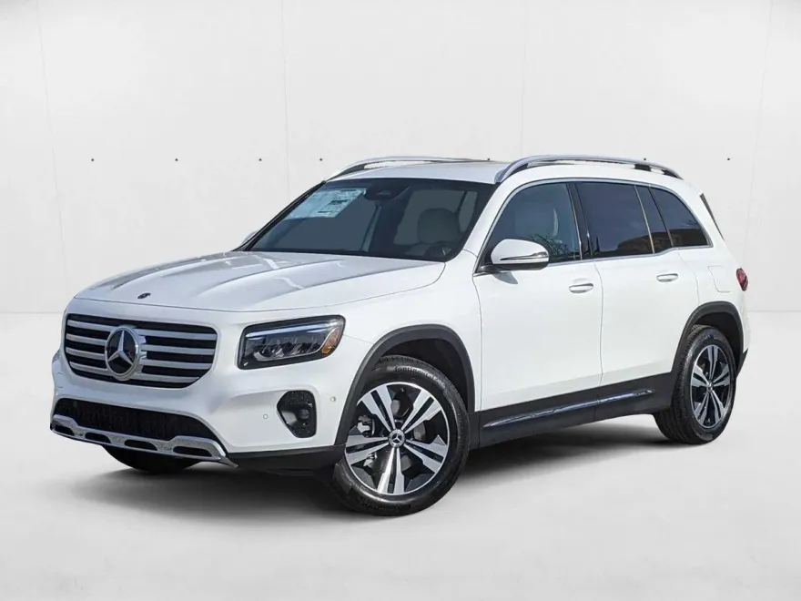 2025 Mercedes Benz GLB 250 4MATIC photo 1