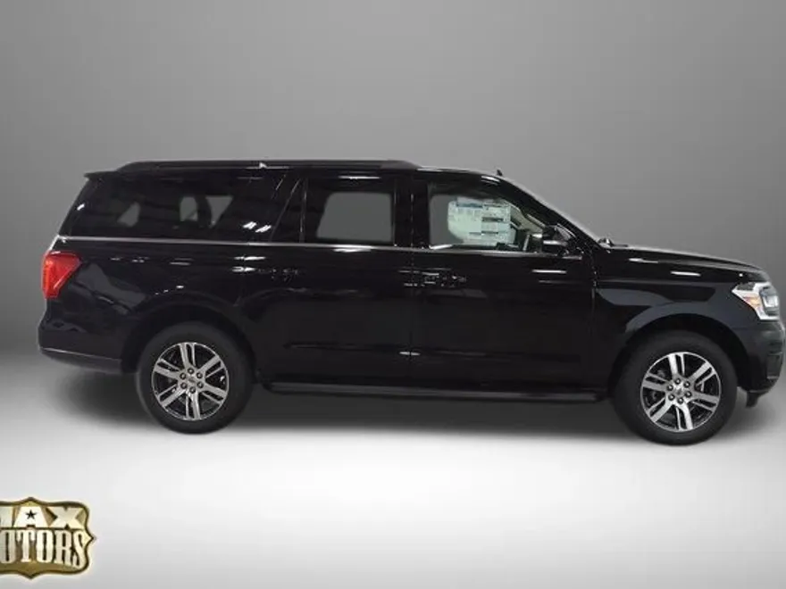2024 Ford Expedition MAX XLT photo 1