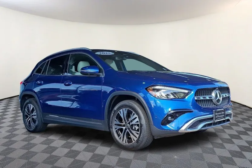 2025 Mercedes Benz GLA 250 4MATIC photo 1
