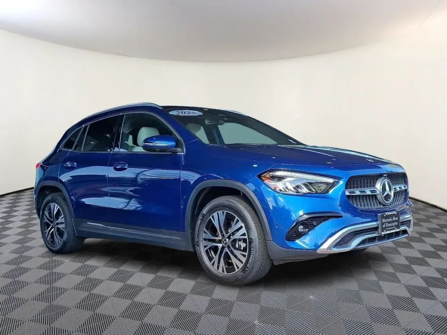 2025 Mercedes Benz GLA 250 4MATIC photo 1