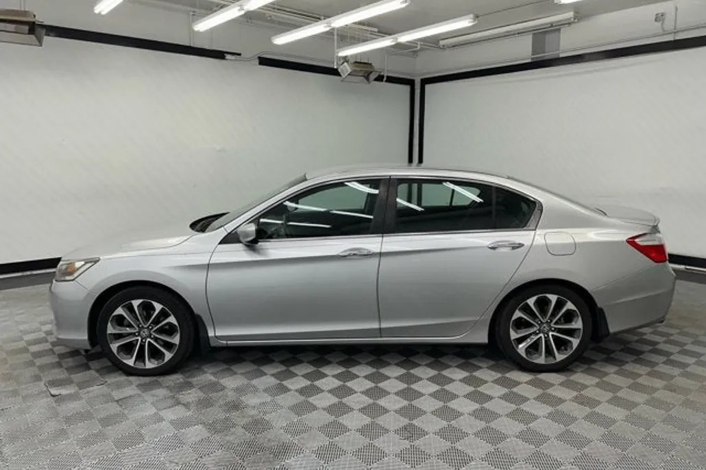 2013 Honda Accord Sport photo 1