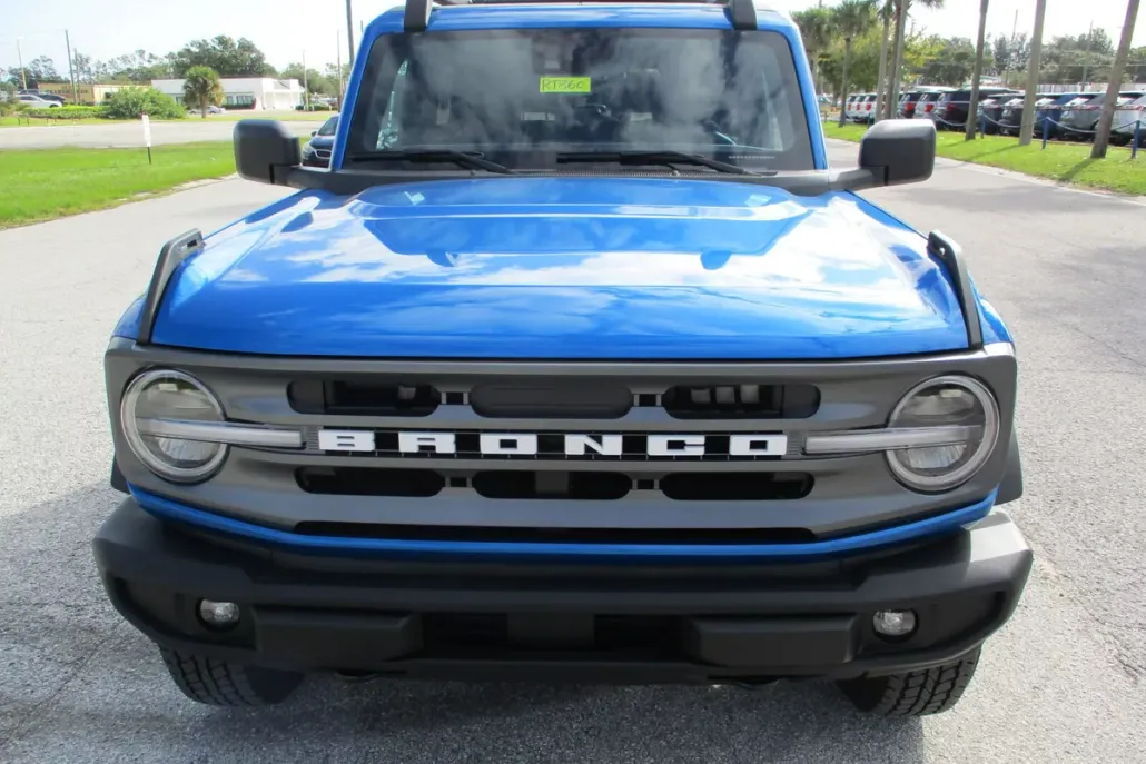 2024 Ford Bronco Big Bend photo 1