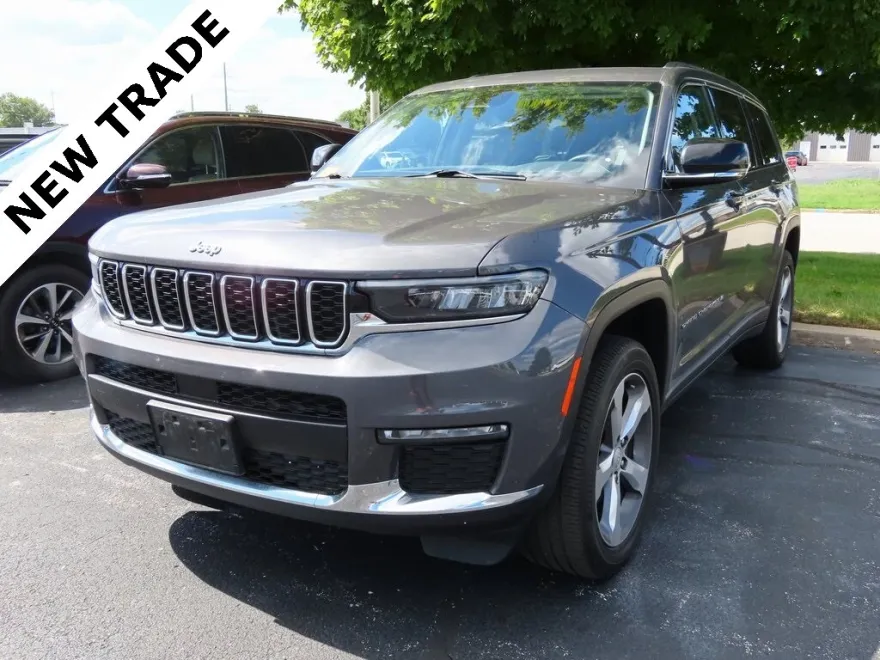 2023 Jeep Grand Cherokee Limited photo 1