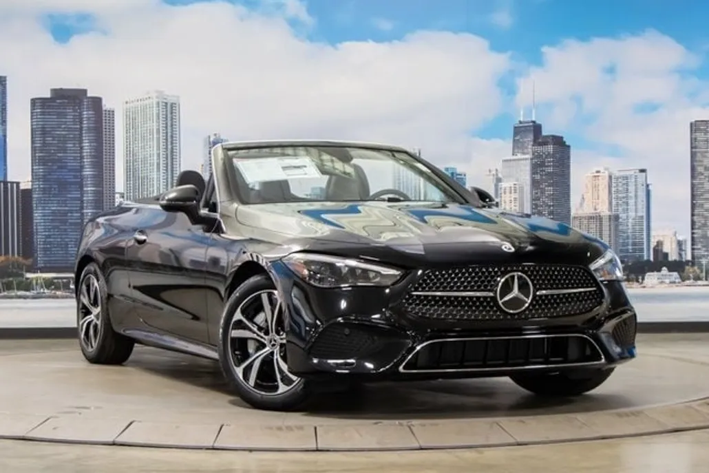 2025 Mercedes Benz CLE 300 4MATIC photo 1