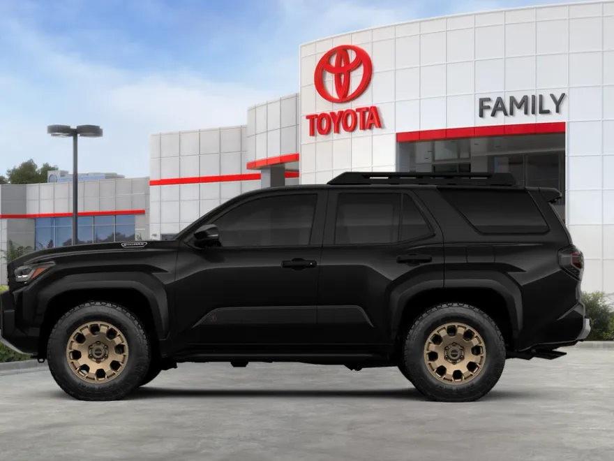 2025 Toyota 4Runner photo 1