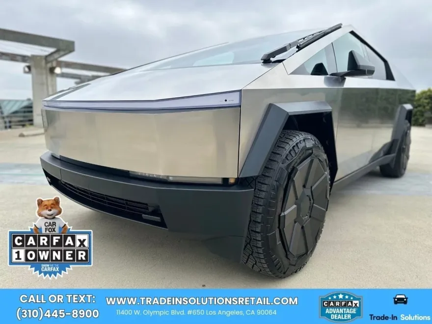 2024 Tesla Cybertruck All-Wheel Drive photo 1
