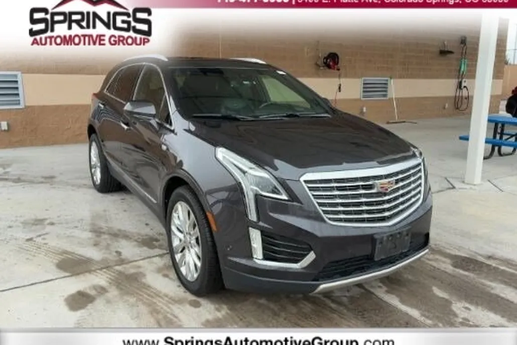 2017 Cadillac XT5 Platinum photo 1
