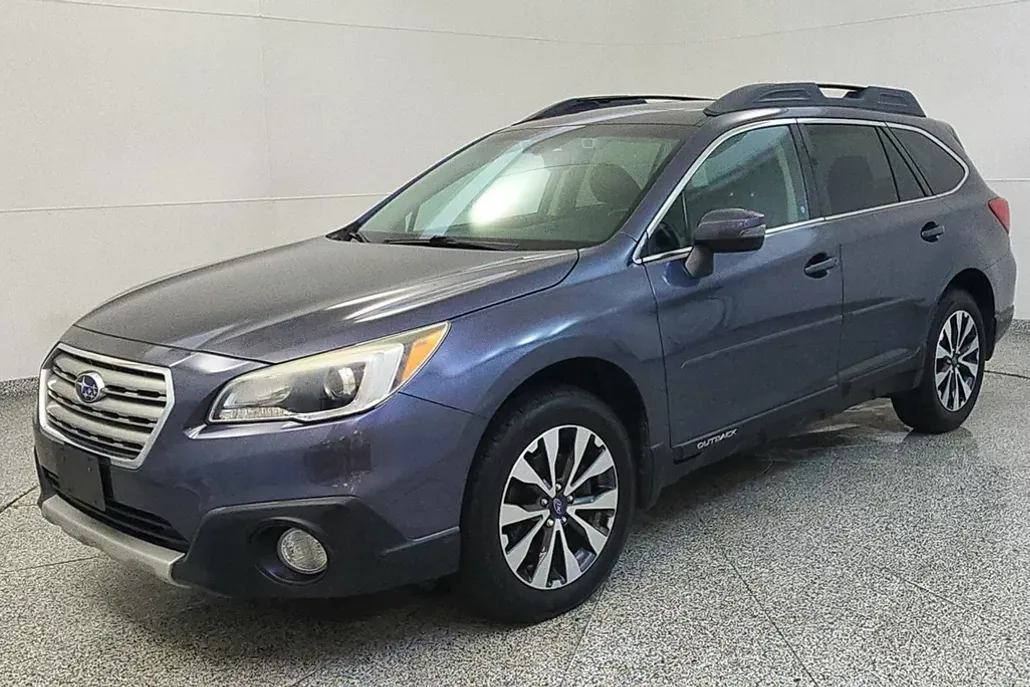 2015 Subaru Outback 2.5i Limited photo 1