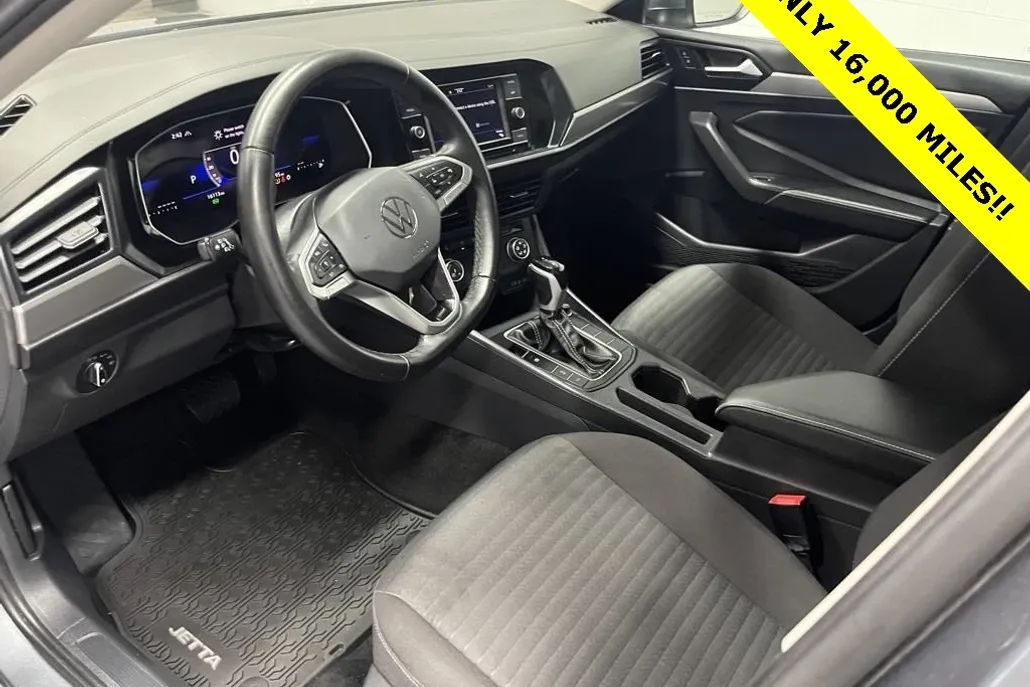 2024 Volkswagen Jetta 1.5T S photo 1