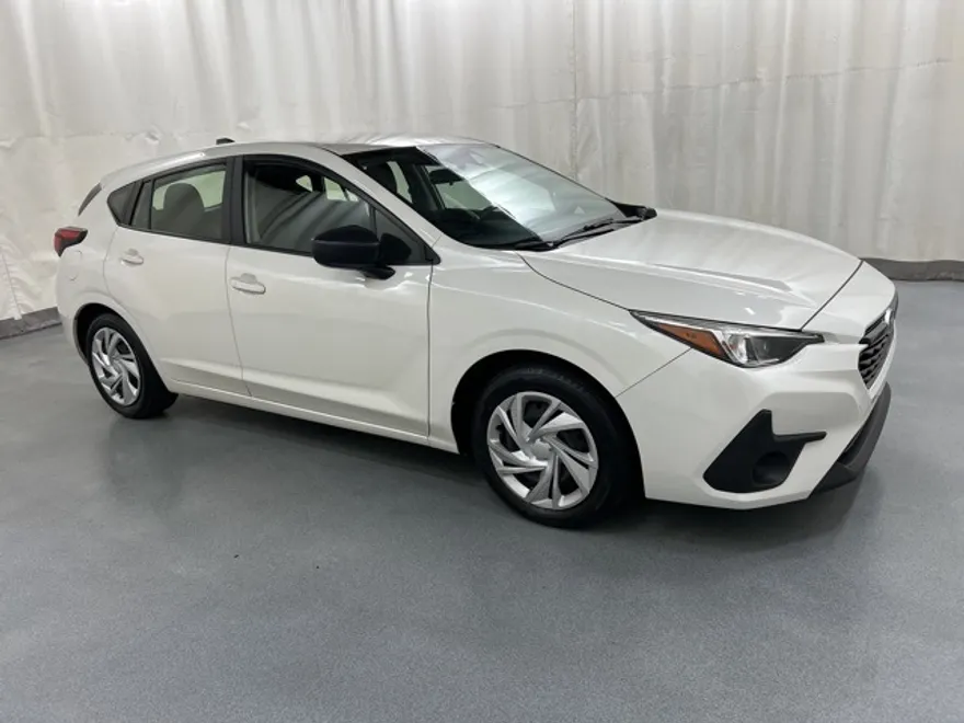 2024 Subaru Impreza Base photo 1
