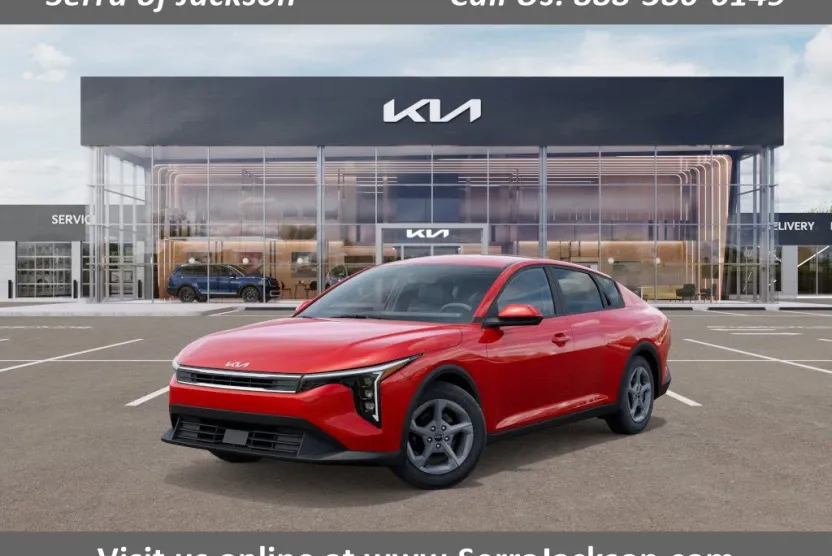 2025 Kia K4 LXS photo 1