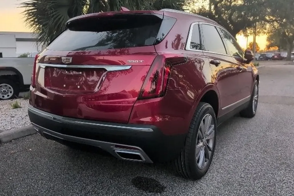 2025 Cadillac XT5 Premium Luxury photo 1