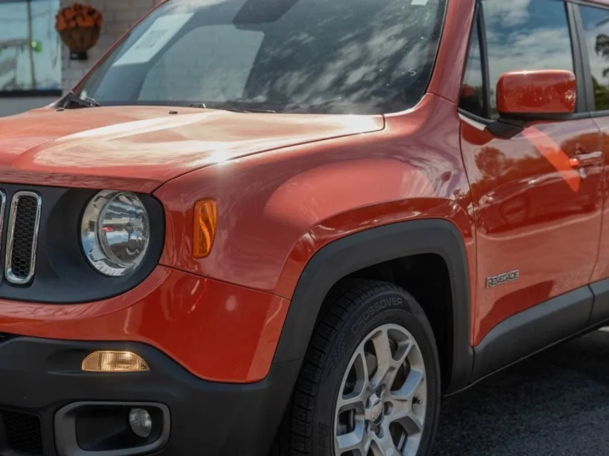 2015 Jeep Renegade Latitude photo 1