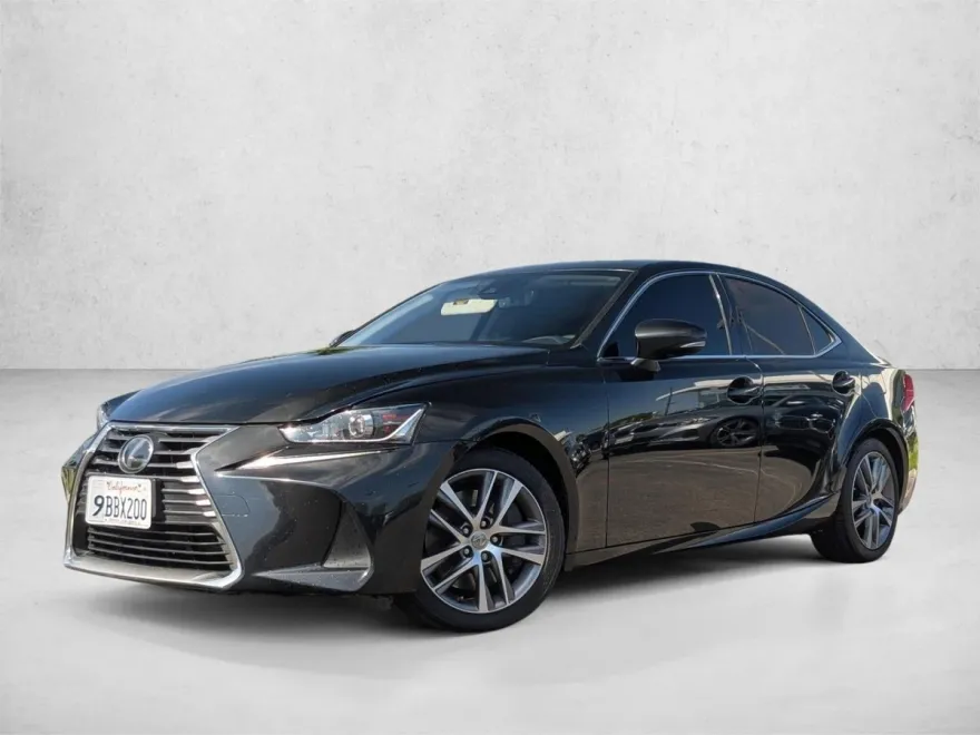 2019 Lexus IS 300 photo 1