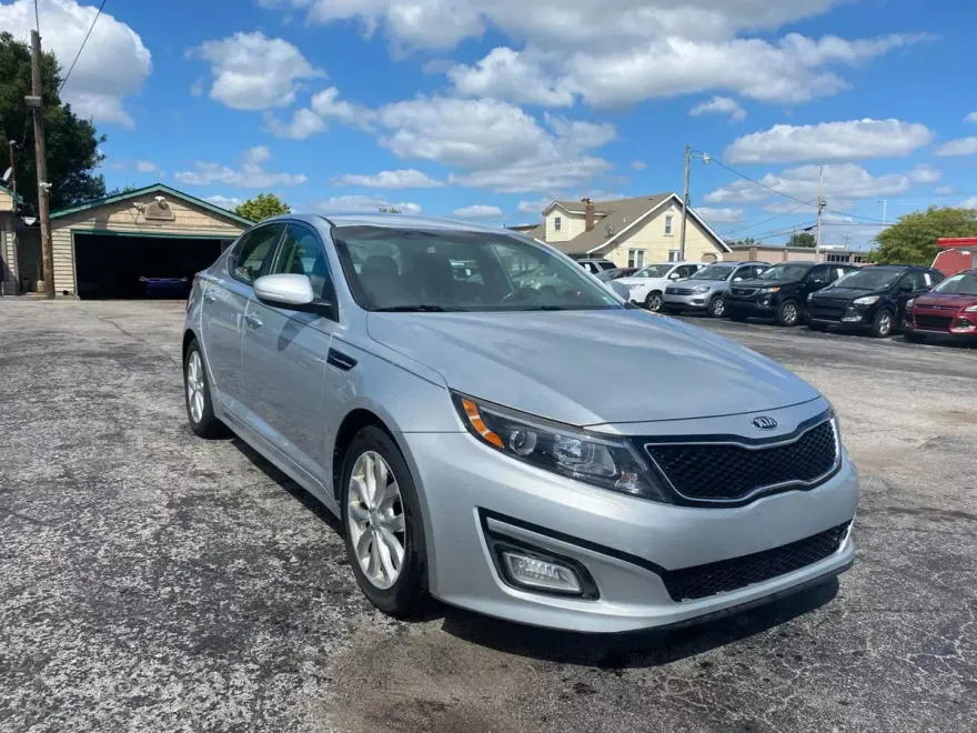 2015 Kia Optima EX photo 1